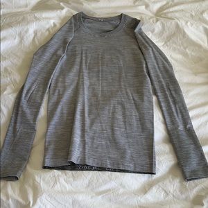 Lululemon Swiftly Tech long sleeve